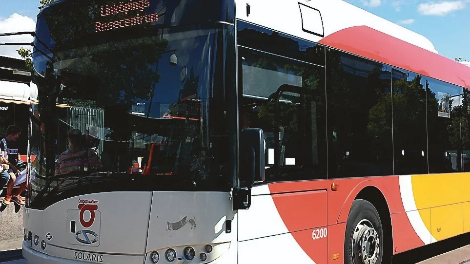 Det blir dyrare att åka buss. Foto: Tommy Pettersson