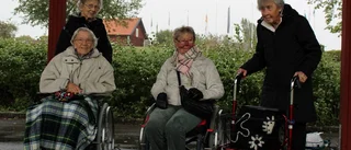 Här golfar 90-åringarna