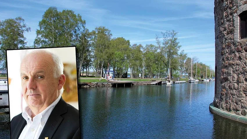 Nu har majoriteten i Vadstena börjat undersöka hur man kan utveckla lilla hamnpiren.