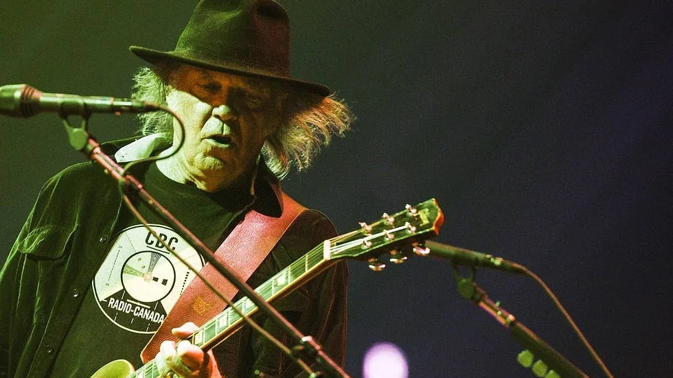Neil Young. Dags att sjunga "Sweet Home Alabama" igen.