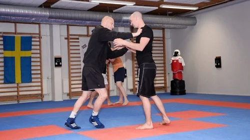 MMA tränas av ett 20-tal utövare i Vimmerby. Foto: Stefan Härnström
