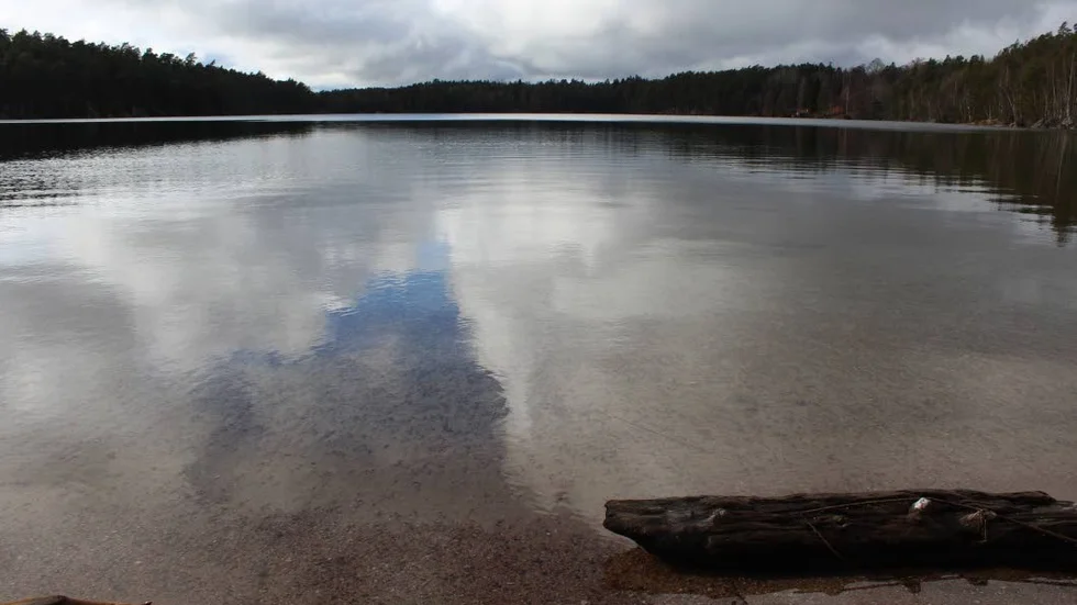 Ett skämt. Nån fara för Skirens vattennivå finns inte. Det var bara ett aprilskämt.