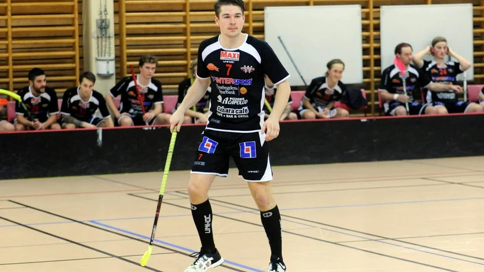 Max Ernstson fortsätter att producera framåt och gjorde hela sju poäng borta mot Ariel.