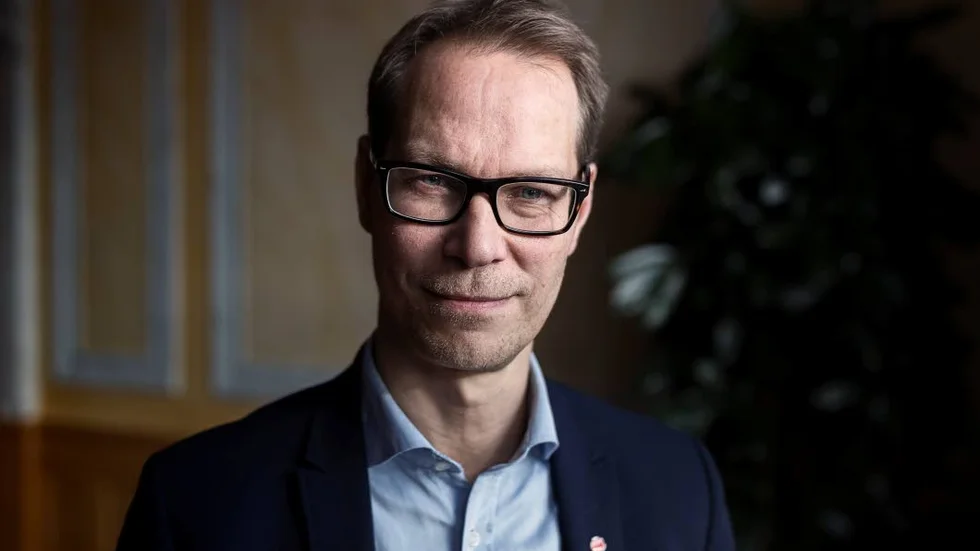 Mikael Sanfridson (S).