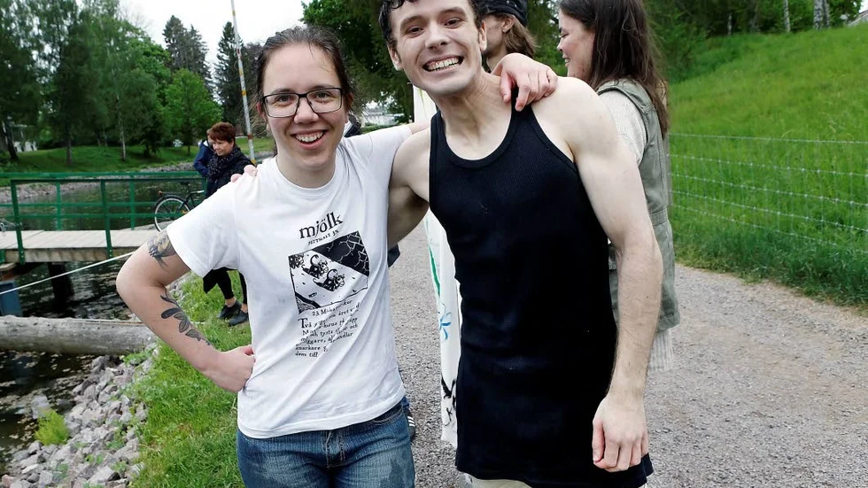 Glada heatsegrare: Jennie Johnson och Mikael Eldeblad, båda från teaterlinjen.