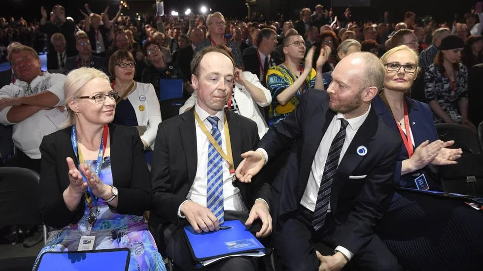 Bänkade.
Det populistiska partiet Sannfinländarna valde Jussi Halla-aho till ny partiledare och ställdes vid sidan av banan