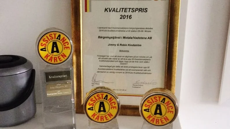 "Priserna kommer nog få stå på kontoret så alla kan se dem" säger Jimmy Kindström.