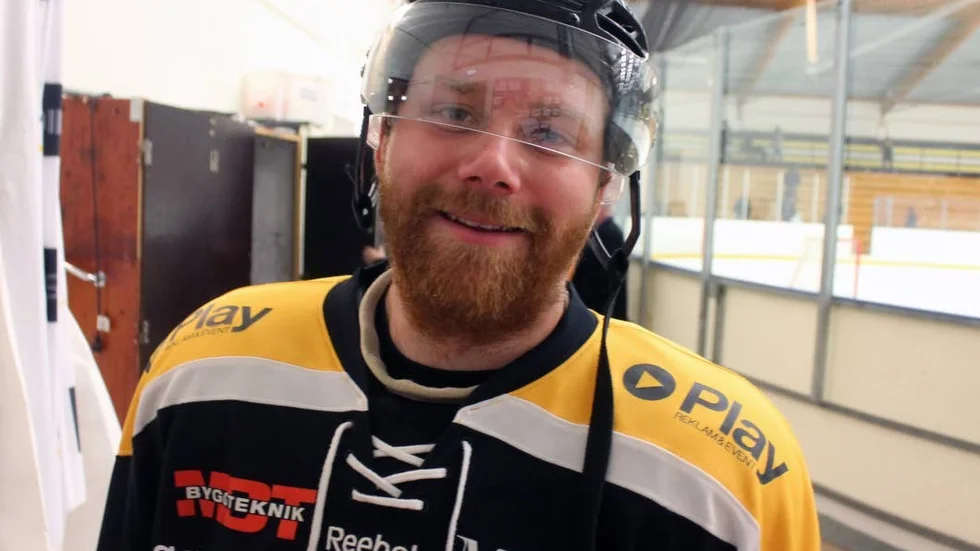 TVÅ MÅL. Pontus Ronell gjorde två mål när Maif vann stort mot Finspång.
