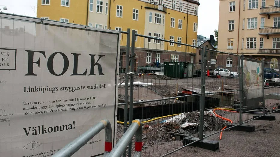 "Linköpings snyggaste stadsdel" är ett epitet som placerats på Hospitalstorget.