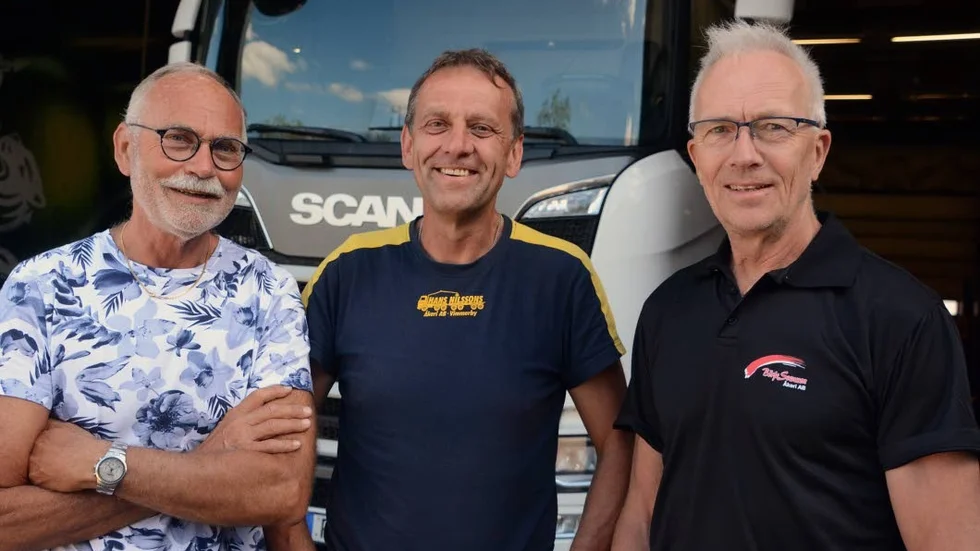 Nils-Olof Nilsson, Frödinge Tanktransport, Lars Nilsson, Hans Nilssons Åkeri samt Tomas Svensson, Börje Svenssons Åkeri,oroas över de ökade bränslepriserna.
