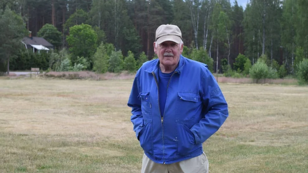 Stig Blomberg är nöjd med sommaren hittills och framför allt att bakluckeloppisarna har varit så välbesökta.