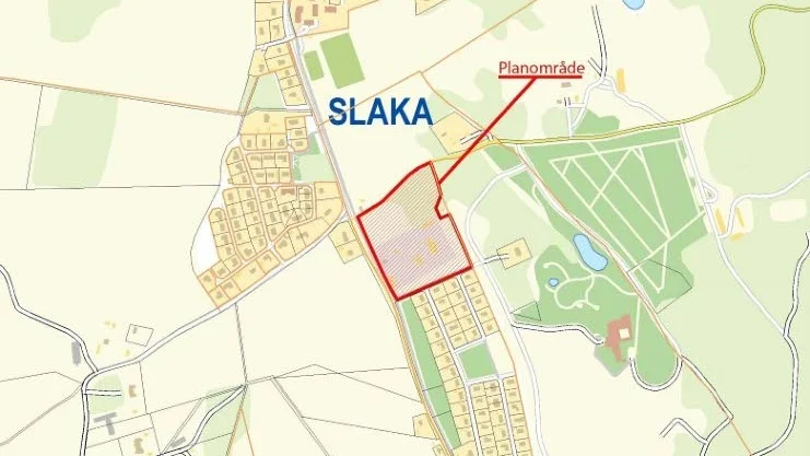 Det är inom det rödmarkerade området som de nya villorna ska byggas.