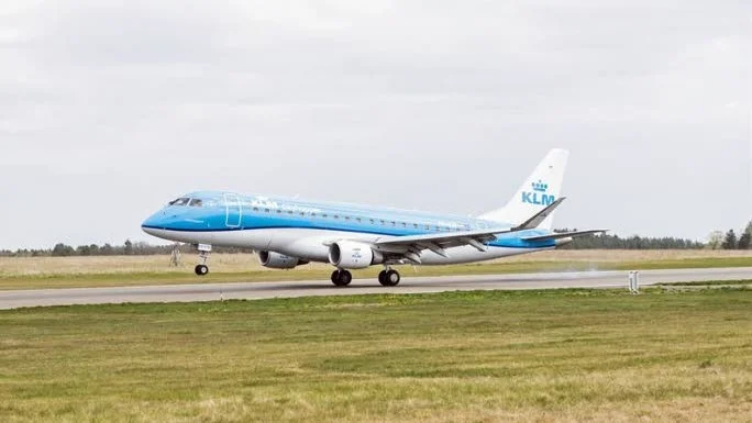Ett passagerarflygplan från KLM landade på tisdagen på Linköpings flygplats med stöd från kontrollcentralen i Sundsvall.