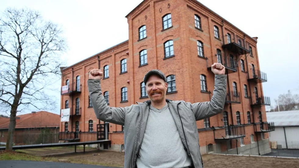 Han lyckades. Daniel Wittzell har rott i land projektet med att omvandla den gamla kvarnen till bostadsrätter. Cirka 22 miljoner kronor har investerats i ombyggnationen. Plus köpet av kvarnen för 2,7 miljoner av kommunen. I december ska det vara klart för inflyttning.