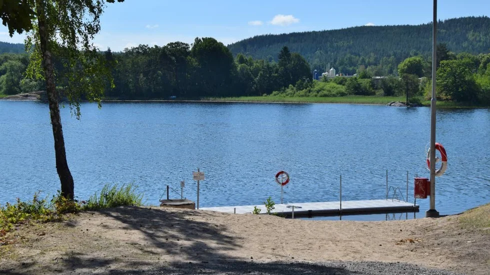 Runt om det nya badet på Värgårdsudde sker det en hel del skadegörelse.