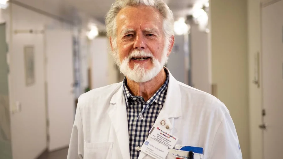 Johnny Ludvigsson är sedan länge en av Sveriges ledande forskare inom diabetes typ 1. Trots sina 75 år tänker han inte slå av på takten.