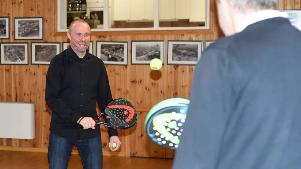 Niclas Samuelsson och Mathias Westerling Jansson har en långa karriärer inom innebandy på elitnivå bakom sig, men satsar nu på padel istället.
