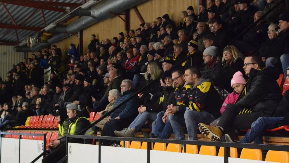792 personer såg VH-triumfen från läktaren denna söndag.