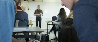 Mathias Sundin: Använd mobiltelefoner i klassrummen