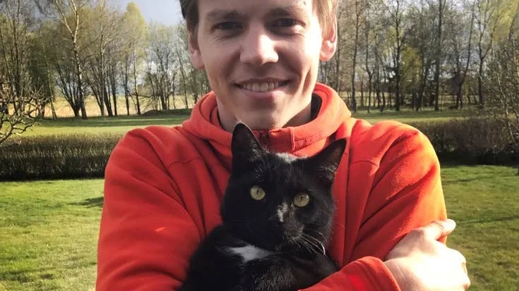 "Vi har varit i kontakt med veterinär", säger Sunes husse Daniel Sundberg.