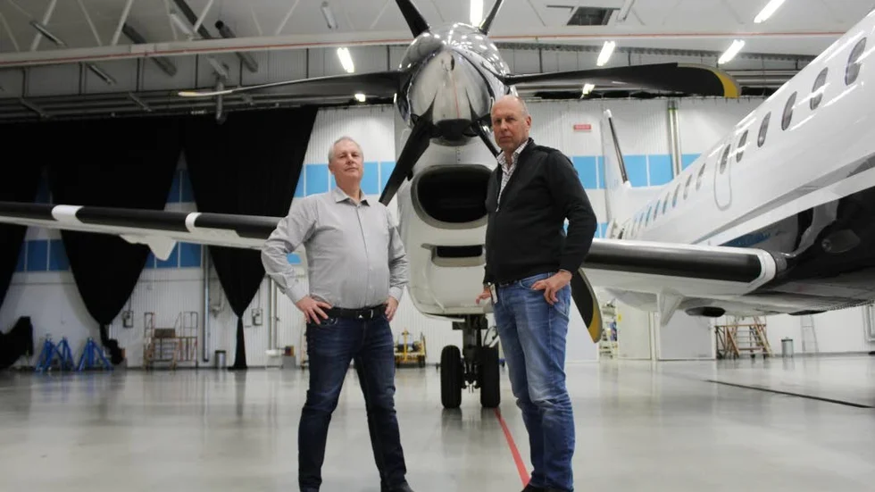Bekymrade. Tomas Gustafsson, chef för Malmens flygplats och Torbjörn Mortensen, chef för Linköpings/Saabs flygplats befarar att det kan ske fler incidenter med drönare.