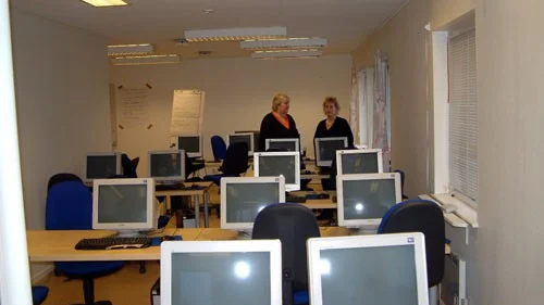 Salen där kursen Personlig marknadsföring hålls, töms den 15 december. Den nya regeringen vill ta bort jobbsökarkurser i hela landet.