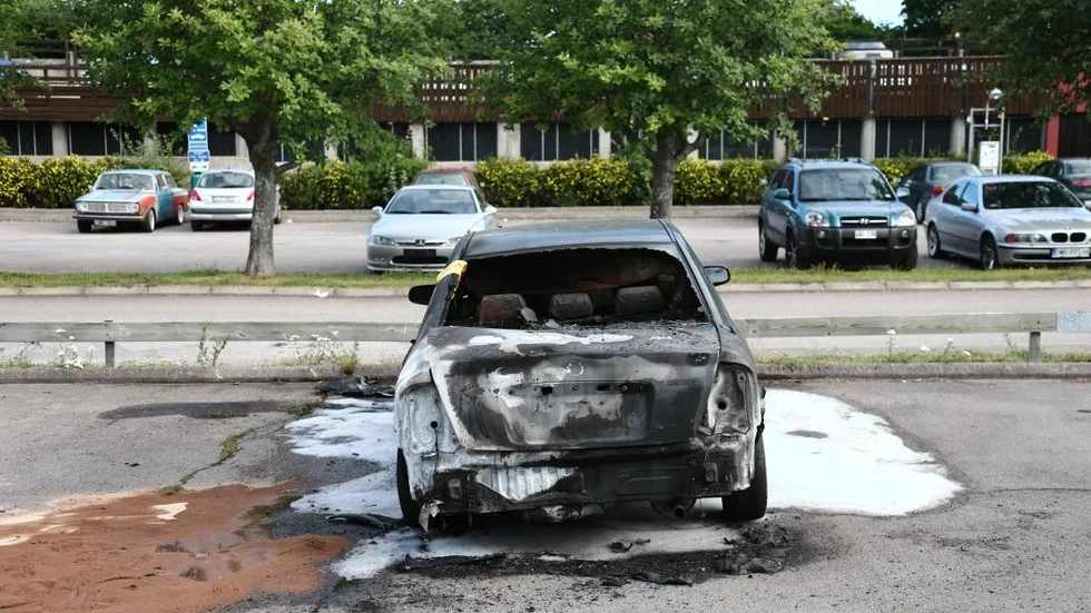 Skadegörelse. Natten mot onsdagen brann ännu en bil i Linköping. Den här gången på Sörgårdsgatan i Skäggetorp.
