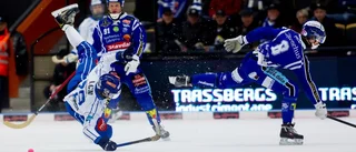 Villa spelade skjortan av IFK
