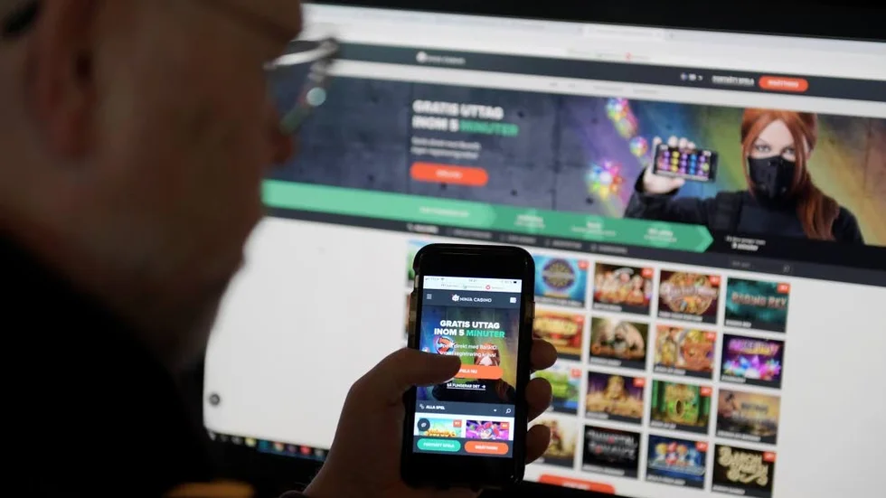 Konkurrensen hårdnar om de svenska spelarna samtidigt som spelbolagen enligt den nya spellagen måste vara måttfulla i sin reklam.