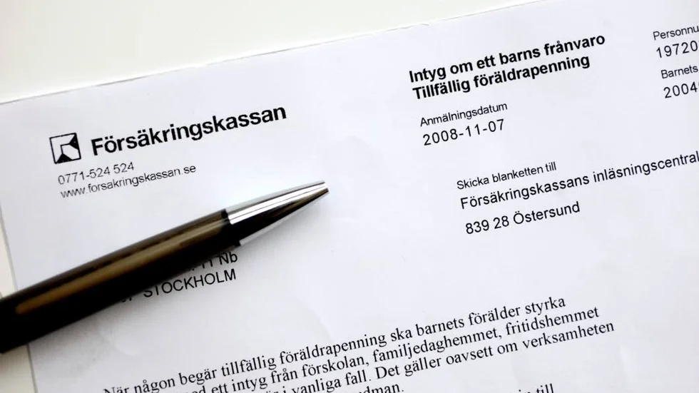 Intyg om ett barns frånvaro till Försäkringskassan. Pappersvarianten.