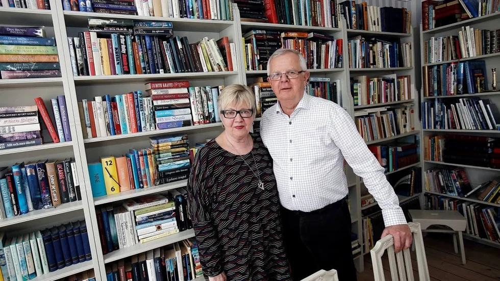 Paret Christina Tuvesson Lindaryd och Björn Tuvesson, båda medlemmar i Jules Sylvain-sällskapet som anordnar en minneskonsert i Vadstena.