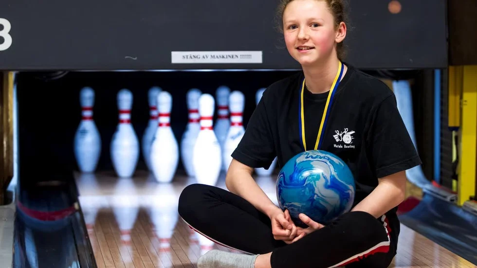 565 spelare var med i Extrachansen under SM. Motala bowlingförenings Mary Pettersson vann tävlingen och därmed 100 000 kronor.