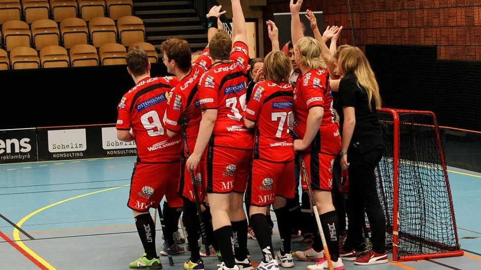 Solfjäderstadens "Innebandy för alla" är en aktivitet som får ta del av Ica Maxis Julpeng.