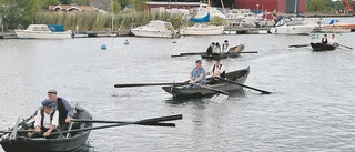Folkfest på marknad i Blankaholm