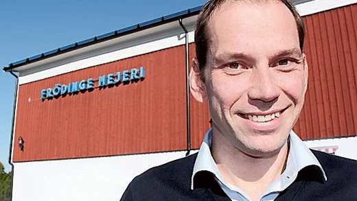 Klas Steensrum är platschef på Frödinge som ser att det ljusnar för företaget.