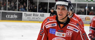 Derbyhjälte med första seniormålet