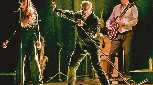 En lirare börjar i Berg. Foto: Pressbild