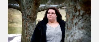Angelica får hjälp att ta bort skäggväxt