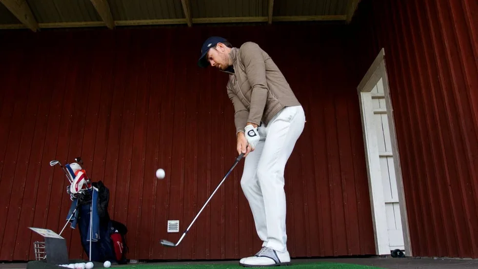 Axel Östensson är tillfälligt hemma i Motala igen, efter fyra års studier i USA. Nu ska han bland annat spela för hemmaklubben Motala under lag-SM.