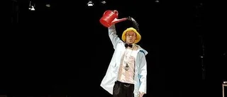 Farsartat drama gästar Reginateatern
