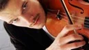 Radiosymfoniker. Göran Fröst valde att bli proffsmusiken efter sju terminer på läkarprogrammet.
