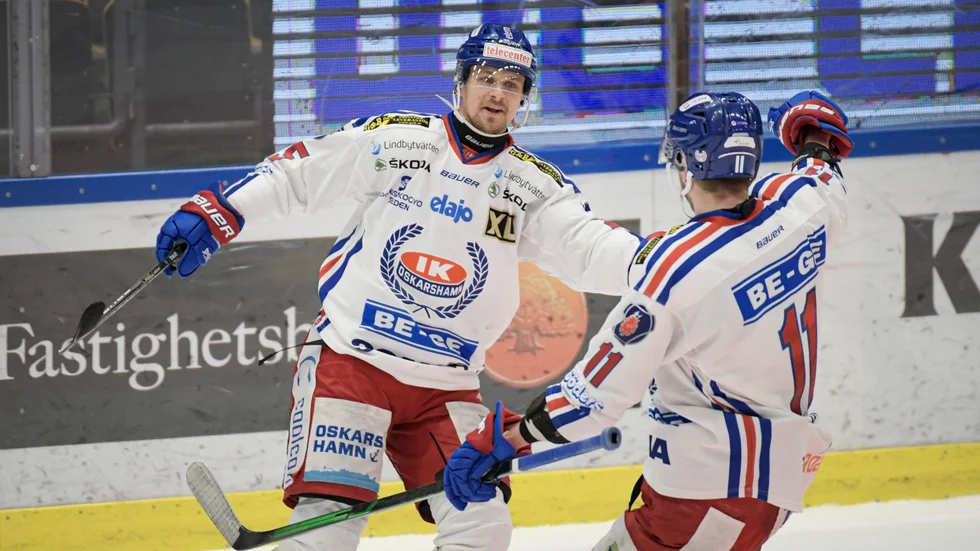 Oskarshamns Johannes Salomonsson och Joakim Thelin blev båda målskyttar i mötet med Djurgården, där de tog sig vidare till åttondelsfinaler i SM-slutspelet. Arkivbild.
