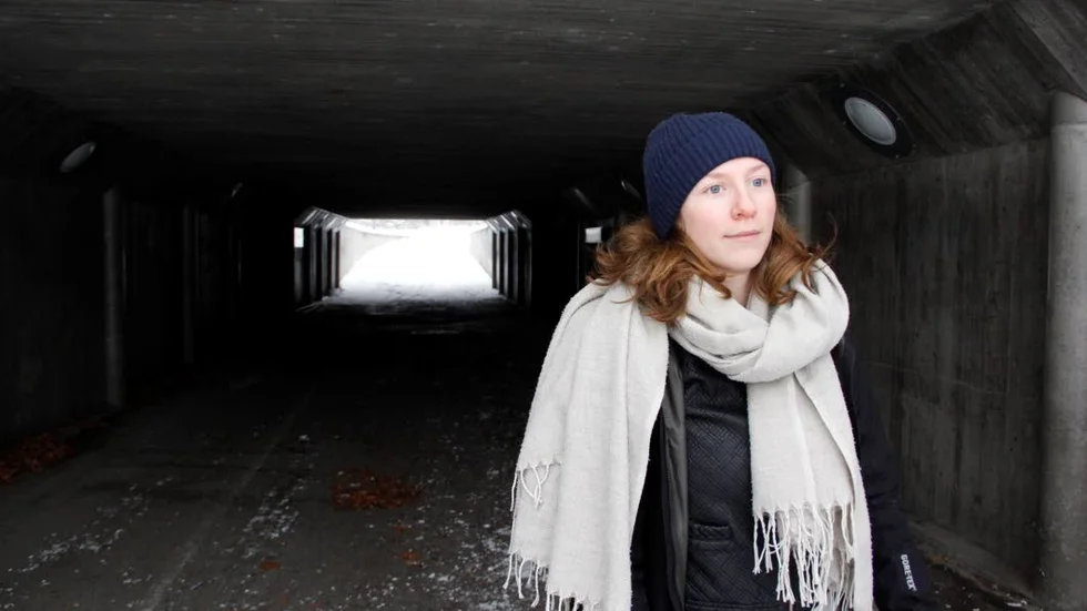 Rycker ut. Utveckla ÖTV har engagerat sig i problemet att det läcker in in i järnvägstunneln i Örbyhus, vilket lett till att halkrisken ökar. Enligt Isabelle Axelsson har nu Trafikverket tagit på sig felet.