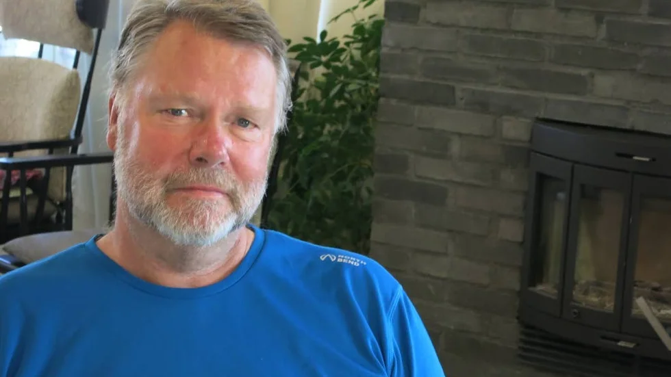 Volontären Christer Löfgren är kritisk till sodialnämndens förslag om att flytta på den öppna samlingsplatsen Lyckträffen.