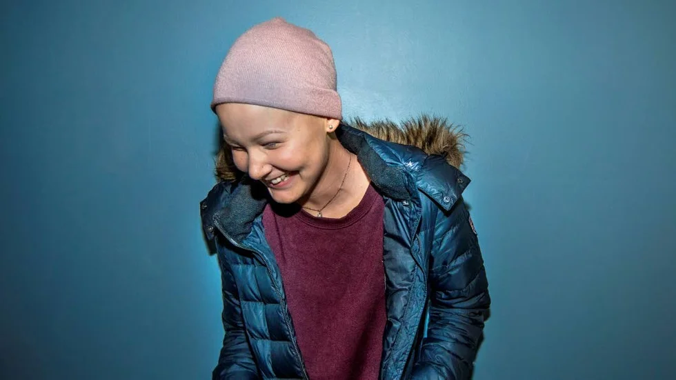 Saga Lundin vill boka en resa till Island en långhelg och skriva på sin blogg att alla som vill är välkomna att hänga med. Island står på listan med saker hon vill uppleva.