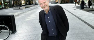 Olrog hedrades med ett torg