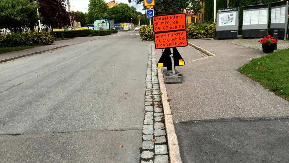 Uppsala Science Park. Traditionell trottoarplacering.