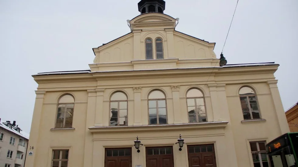 Här på Kungsgatan 16 i Uppsala har Östhammar och Tierps kommuner hyrt lokaler sedan 2016. Heby kommun anslöt något senare.