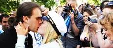 Optimistiska studenter tågade ut