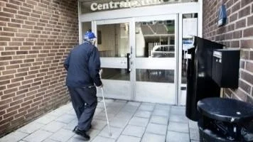 Under två år var Försäkringskassan borta från Tierp. I höstas öppnades ett nytt servicekontor som har öppet fem dagar i veckan, men det är få som hittar hit.